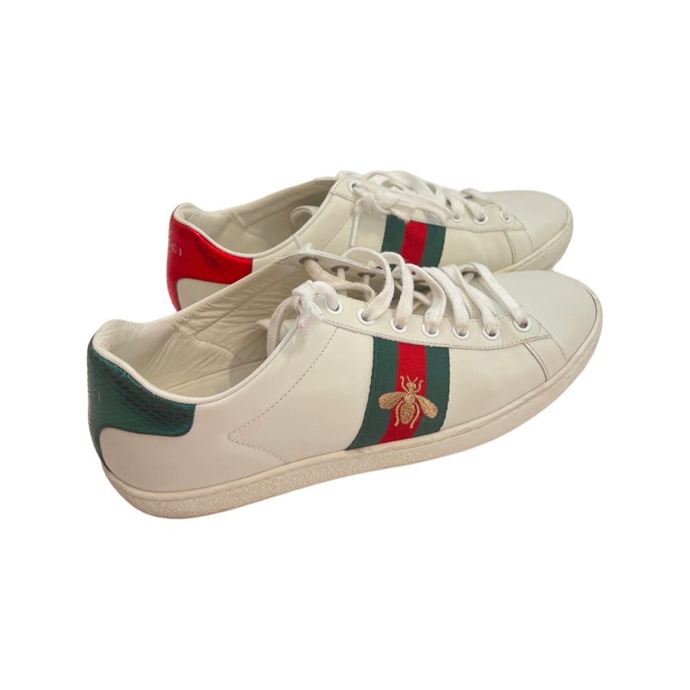 Gucci Women’s Ace Bee Sneaker, size 39-RUN LARGE perfect for women’s size 9-9.5